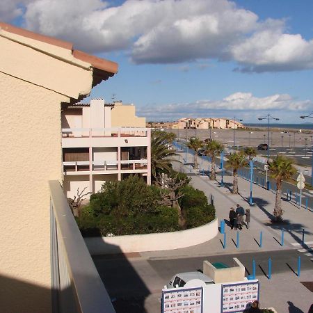 Saint-Pierre-la-Mer  Ibis 아파트 외부 사진